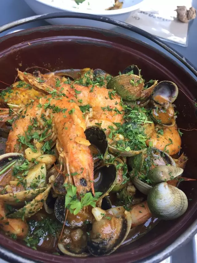 Alamar Kitchen & Bar
