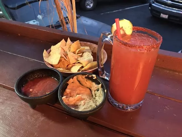 El Malecon Mariscos Estilo Sinaloa
