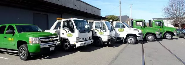10-4 Tow Of Oakland