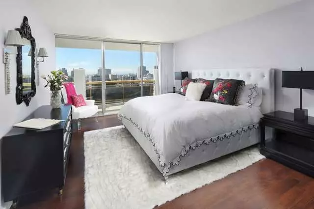 1200 Lakeshore Apartments
