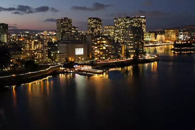 1200 Lakeshore Apartments