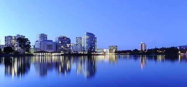 1200 Lakeshore Apartments