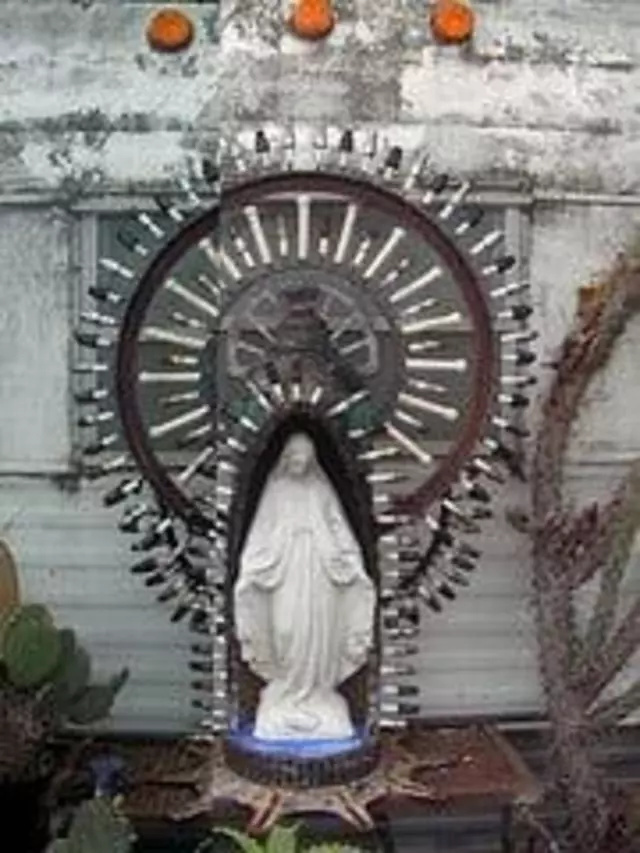 Art Craft-Manufacturer Of Garden Statuary