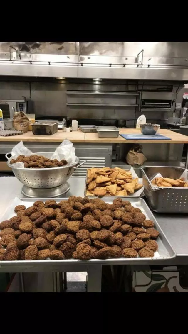 Ali’s Gourmet