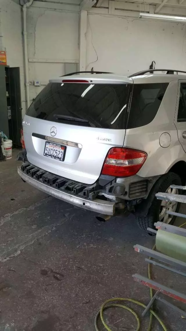 Ants Auto Collision Shop