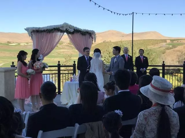 Ann’s Bridal