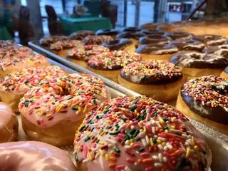 Happy Donuts