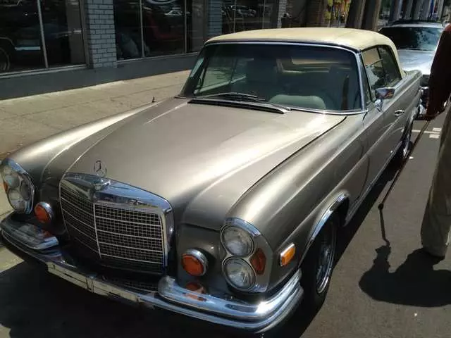 American Auto Upholstery & Glass