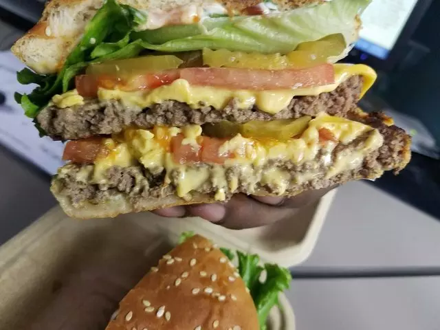 Annie’s Deli
