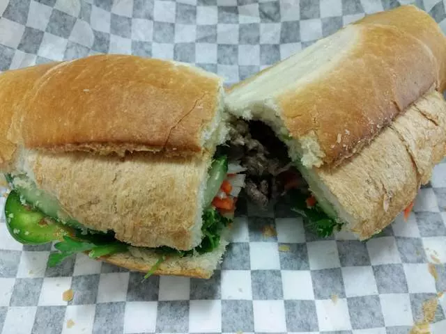 Annie’s Deli
