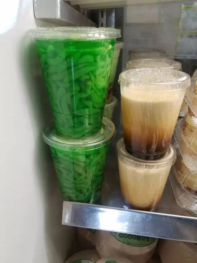 Annie’s Deli