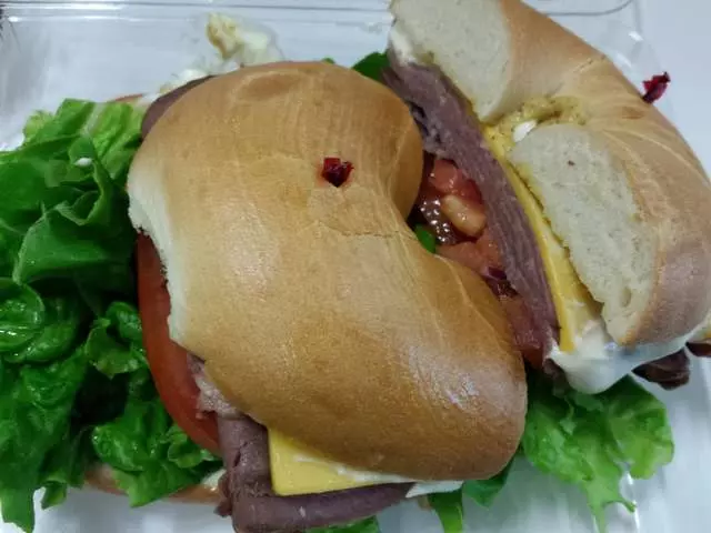 Annie’s Deli