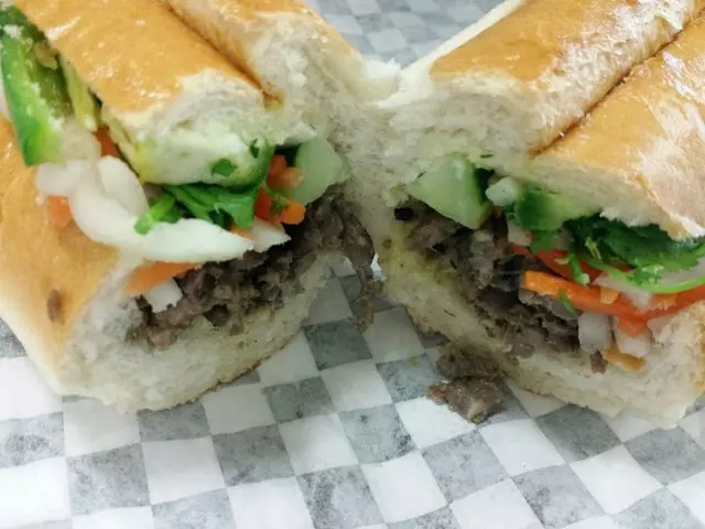Annie’s Deli