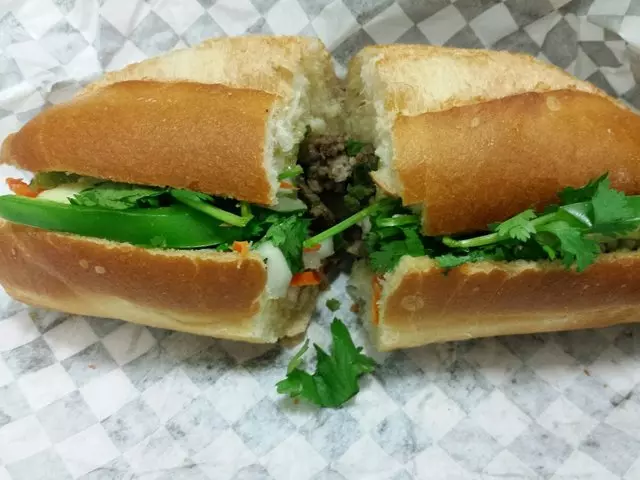 Annie’s Deli