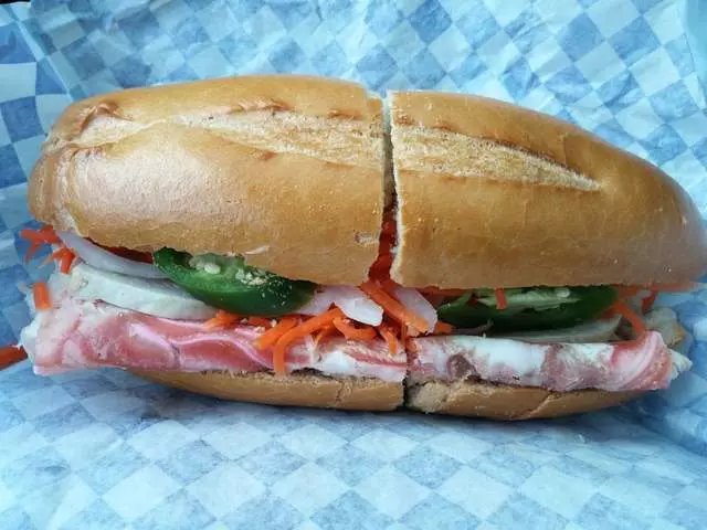 Annie’s Deli