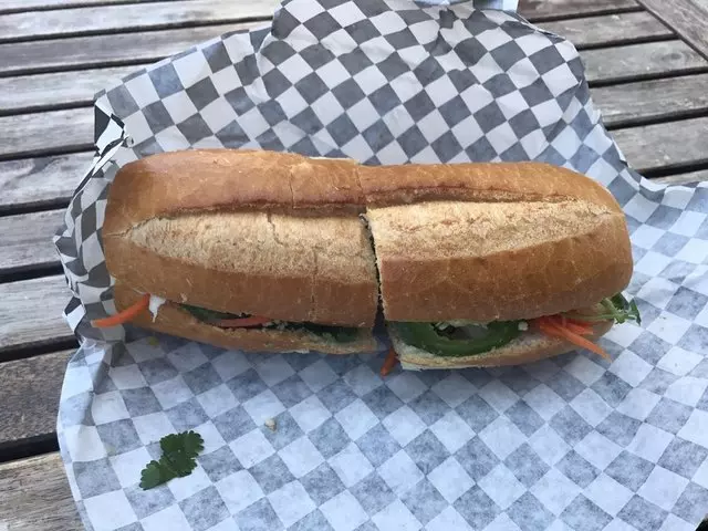 Annie’s Deli