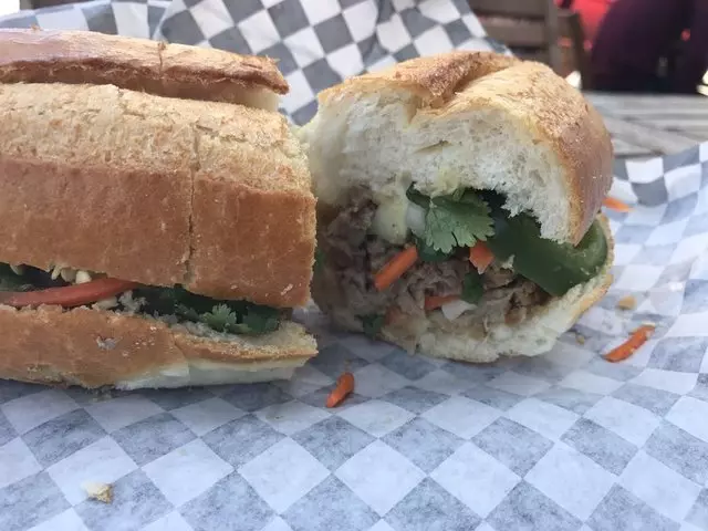 Annie’s Deli
