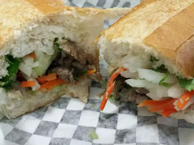 Annie’s Deli