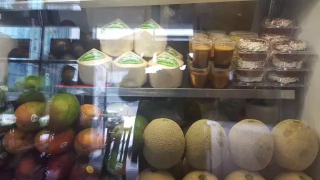 Annie’s Deli