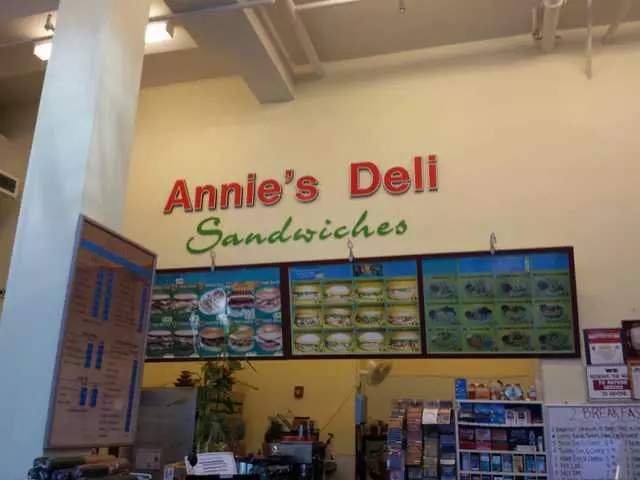 Annie’s Deli
