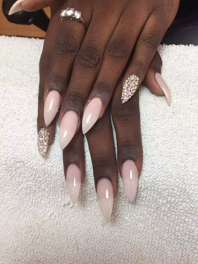 Ann & Amy’s Nails