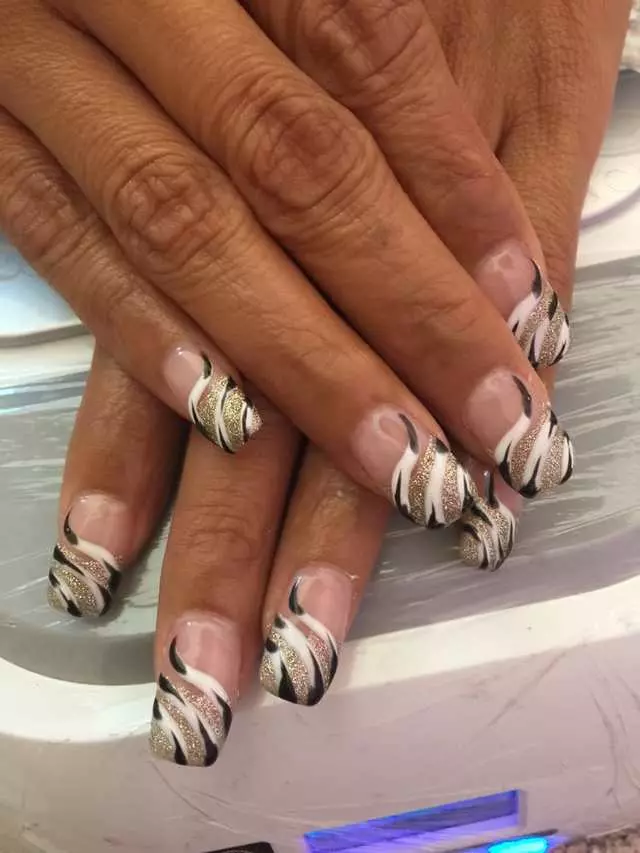 Ann & Amy’s Nails