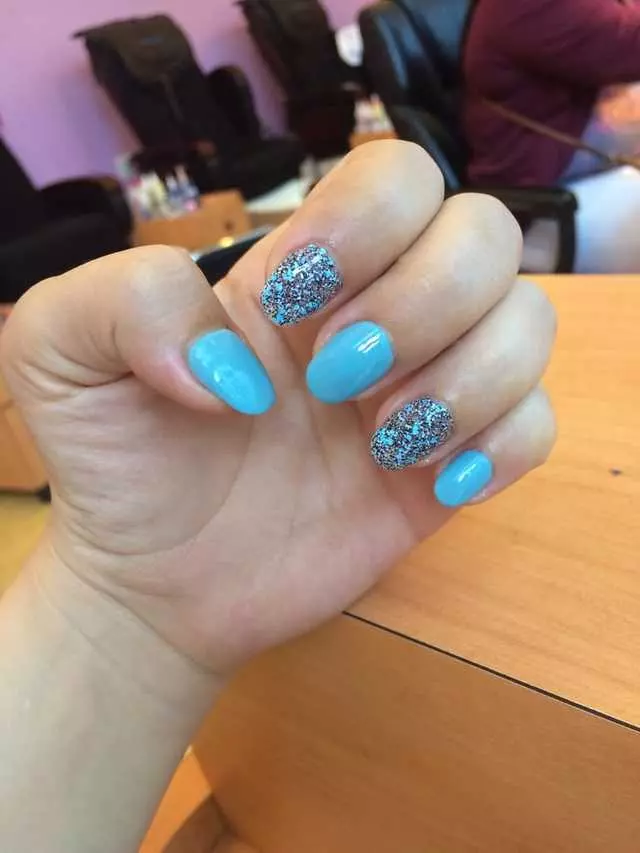 Ann & Amy’s Nails