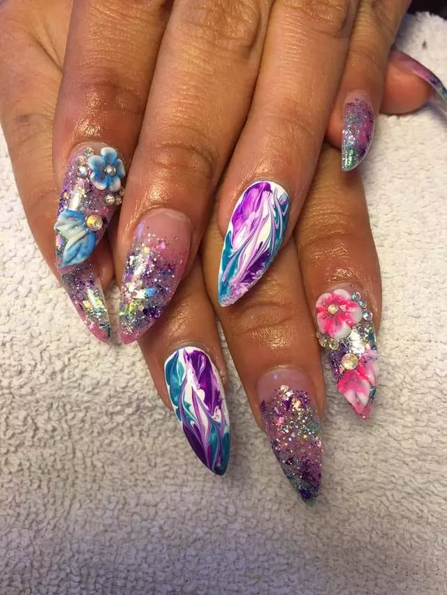 Ann & Amy’s Nails