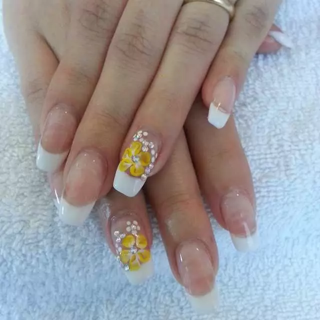 Ann & Amy’s Nails