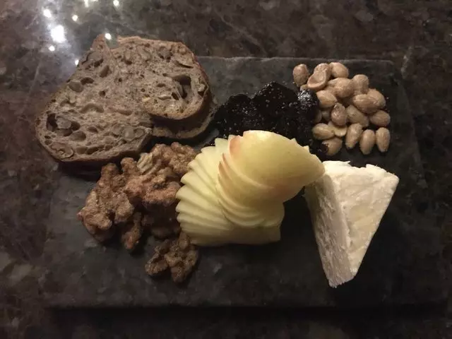 À Côté Restaurant