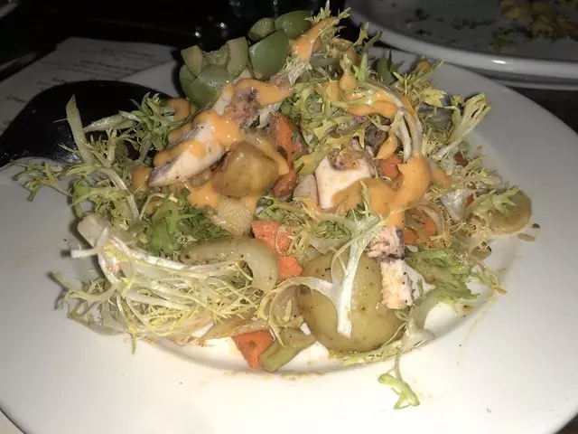 À Côté Restaurant