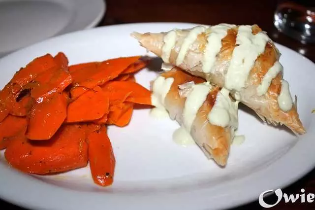 À Côté Restaurant