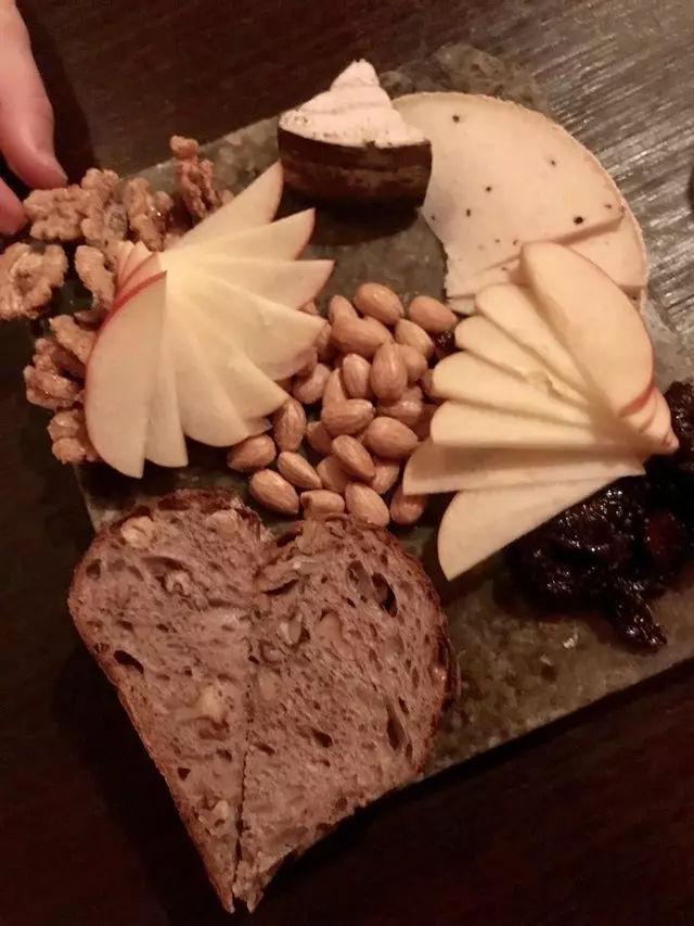 À Côté Restaurant