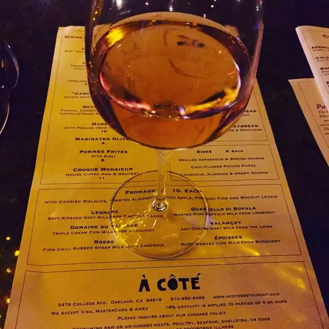 À Côté Restaurant
