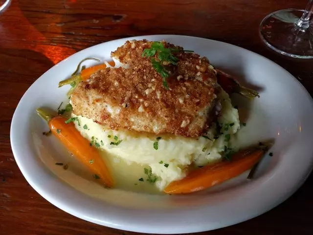 À Côté Restaurant