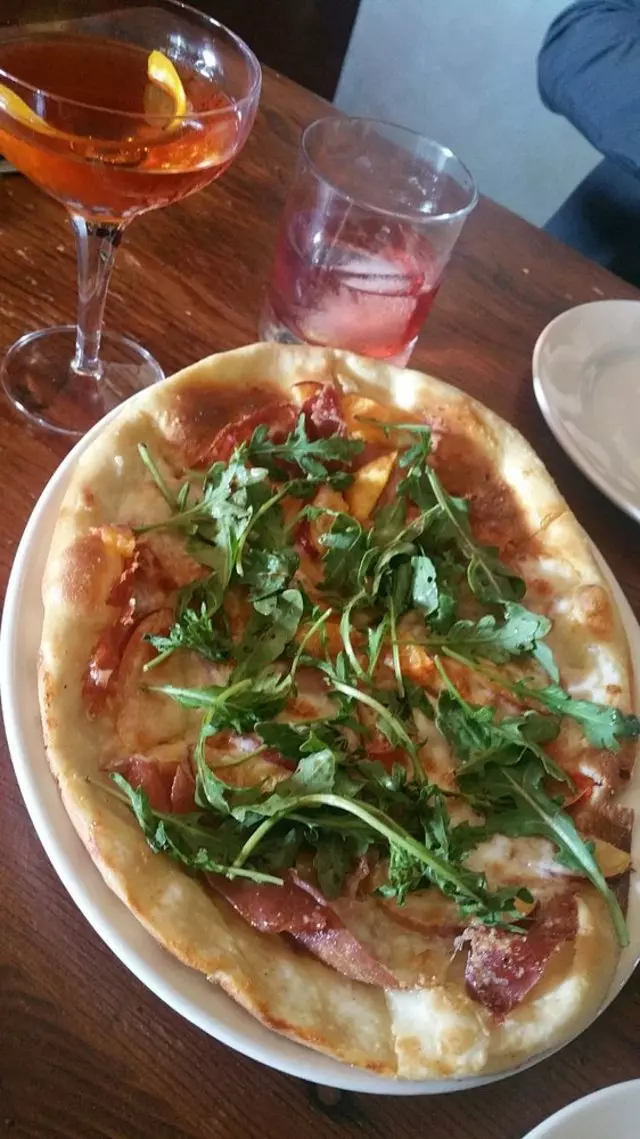 À Côté Restaurant