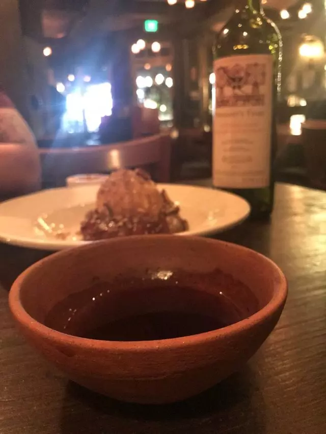 À Côté Restaurant