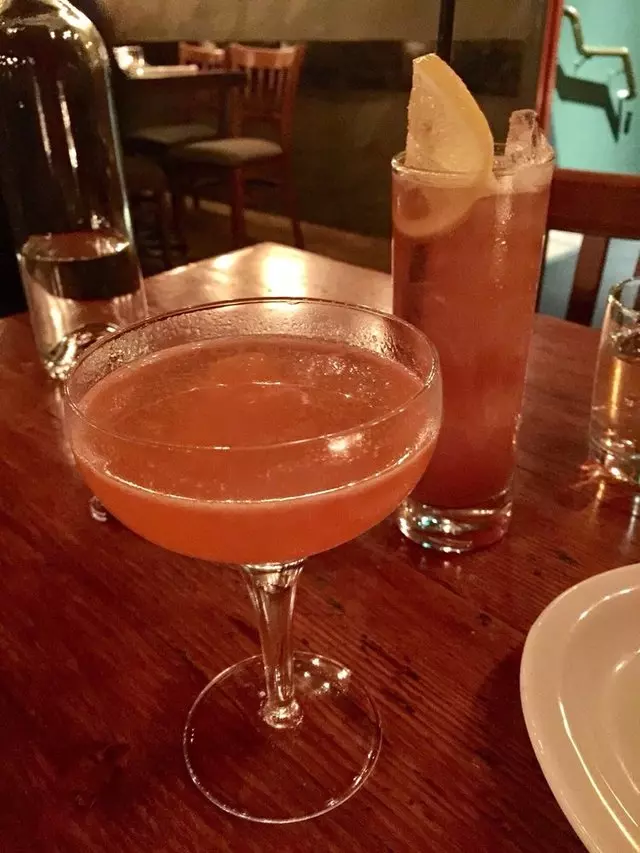 À Côté Restaurant