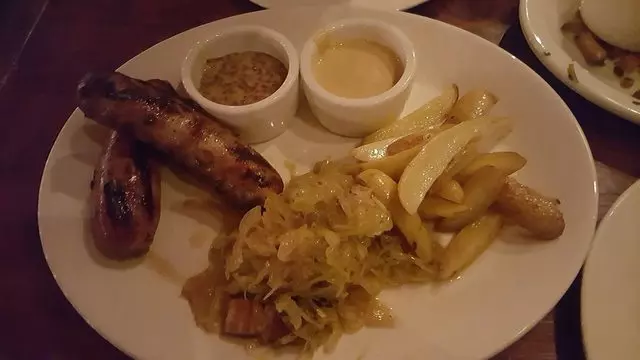 À Côté Restaurant