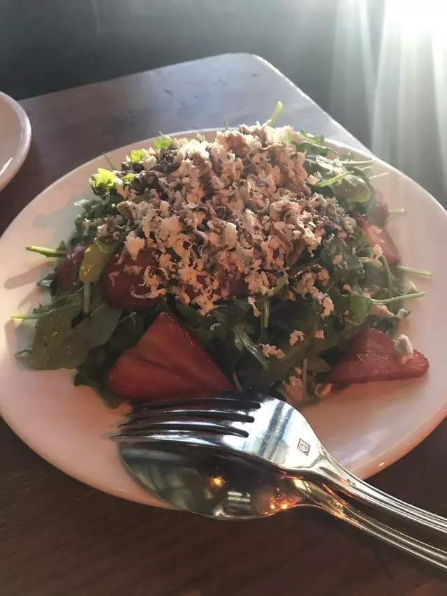 À Côté Restaurant