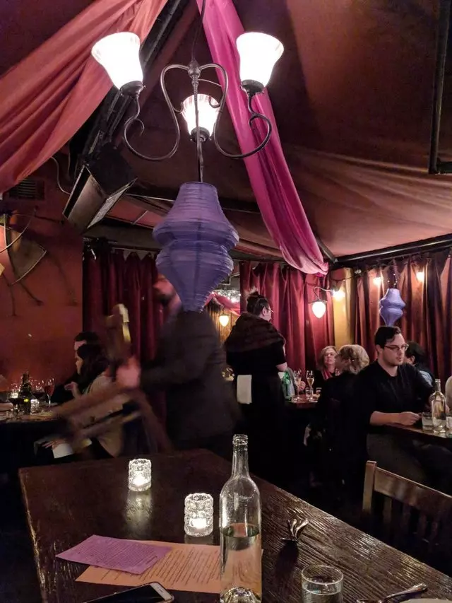 À Côté Restaurant