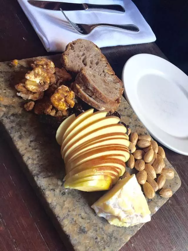 À Côté Restaurant