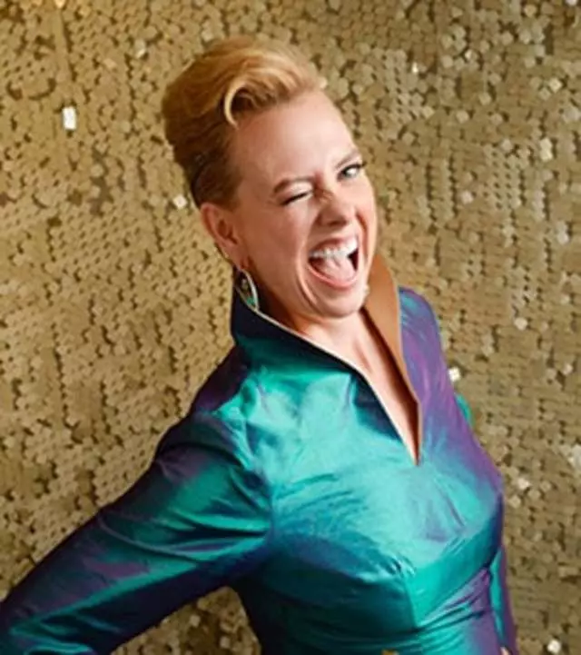 Amanda Elo&apos;esh Johnsen, MA