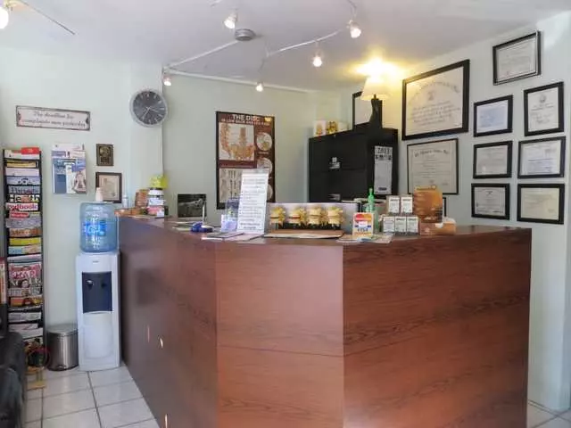 Accident & Injury Center of Oakland