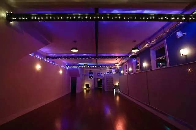 Flying Studios