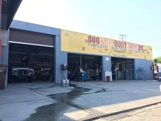 880 Auto Body