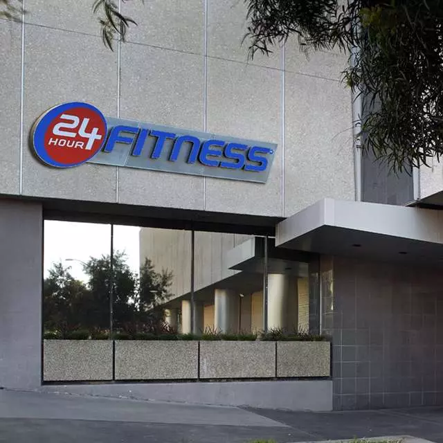 24 Hour Fitness - Oakland