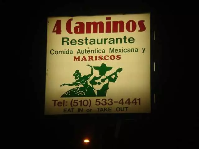 4 Caminos Restaurant