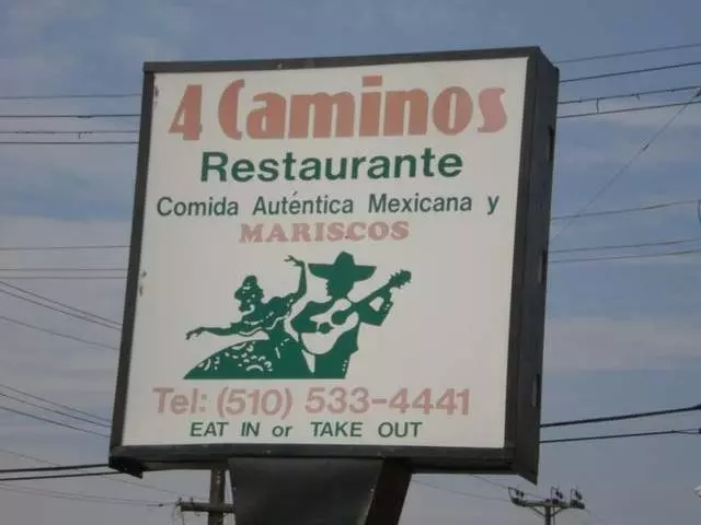 4 Caminos Restaurant