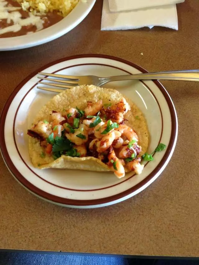 4 Caminos Restaurant